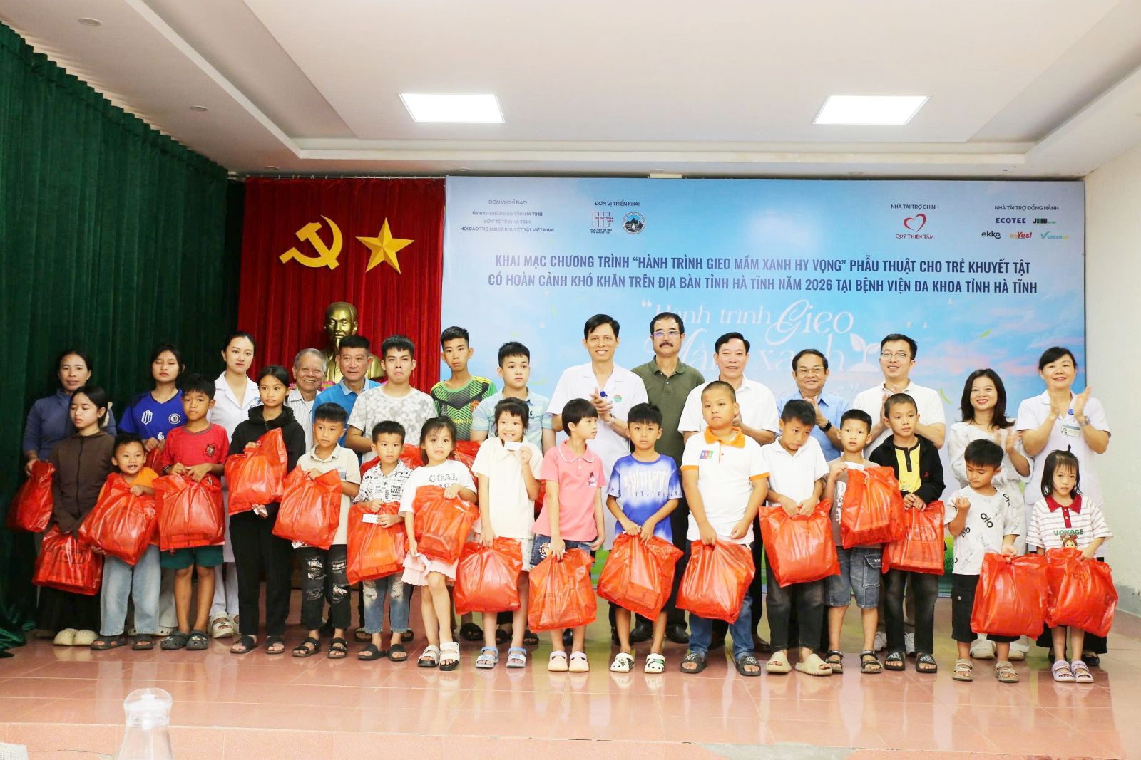 Chương Trình Khám Sàng Lọc Miễn Phí Dành Cho Trẻ Em Khuyết Tật Tại Hà Tĩnh