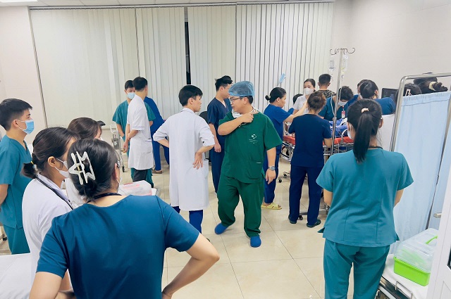 Cấp cứu khẩn cấp cho bệnh nhân chửa ngoài tử cung vỡ Cấp cứu khẩn cấp cho bệnh nhân chửa ngoài tử cung vỡ