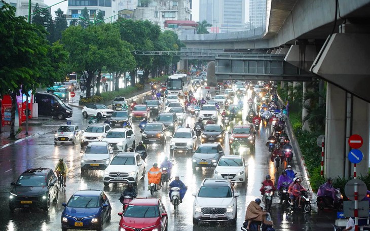 Nắng nóng gay gắt ở miền Trung kéo dài đến khi nào?- Ảnh 2.