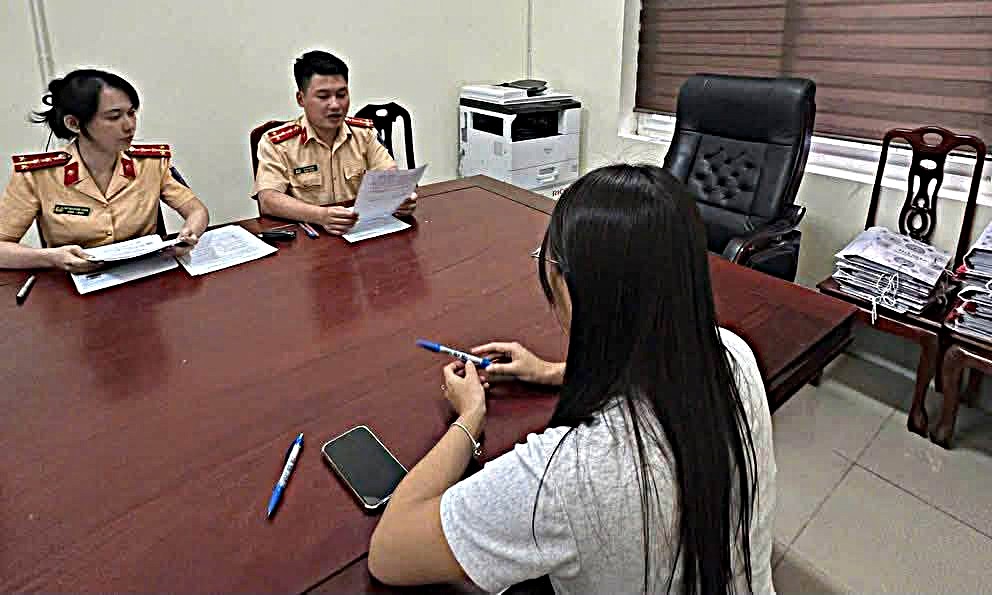 Xử Phạt Cô Gái Đăng Tải Thông Tin Sai Sự Thật Về Thi Bằng Lái Xe