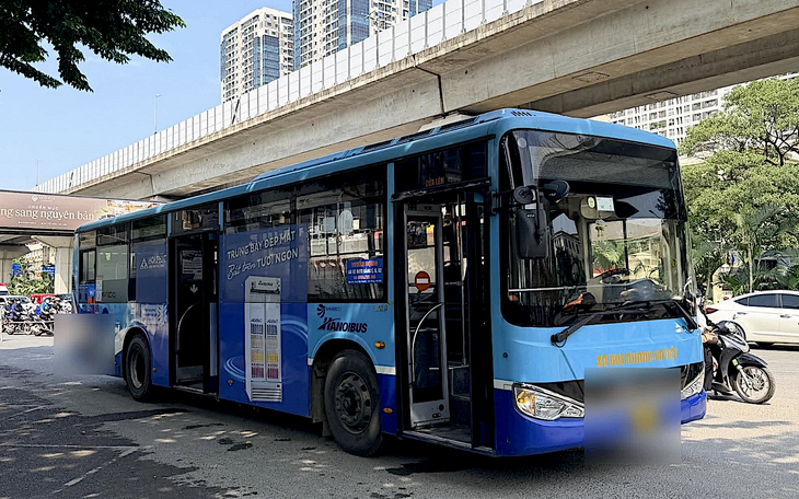 Tai Nạn Liên Hoàn Trên Cầu Nhật Tân