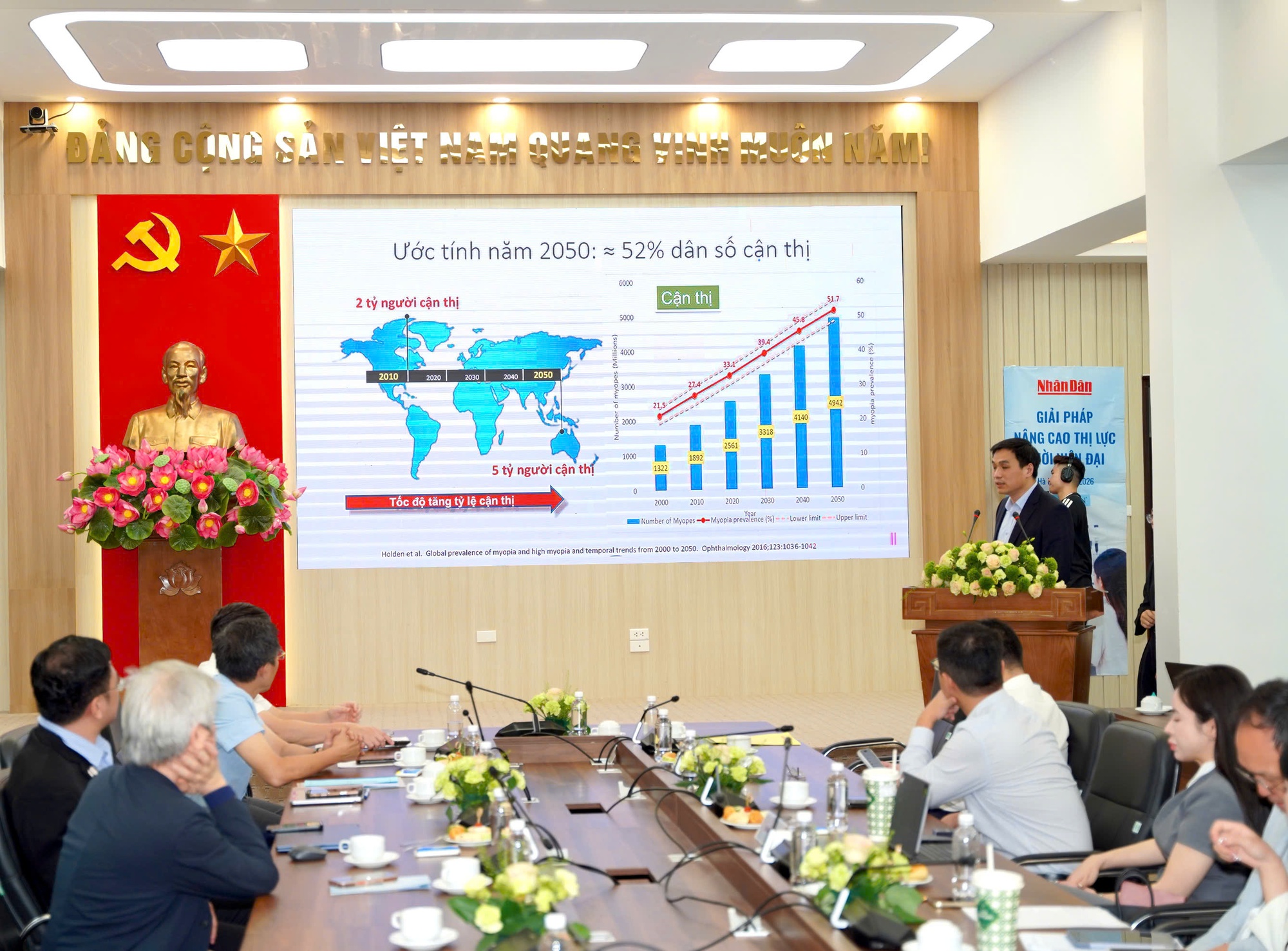anh-ngan-1786011476785300767855 Tỷ lệ tật khúc xạ ở trẻ gia tăng: Chuyên gia nhãn khoa khuyến nghị gì? - Ảnh 3.