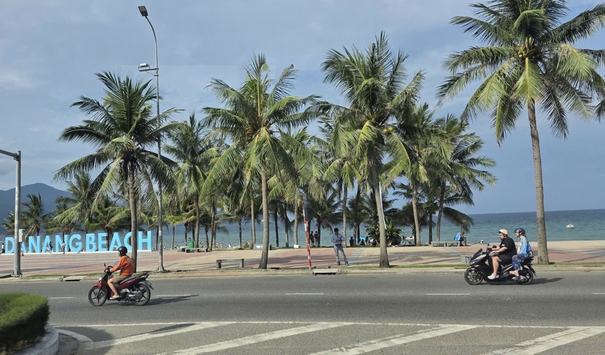 Dự Báo Thời Tiết: Nắng Nóng 38 Độ Tại Miền Trung Sẽ Tiếp Tục