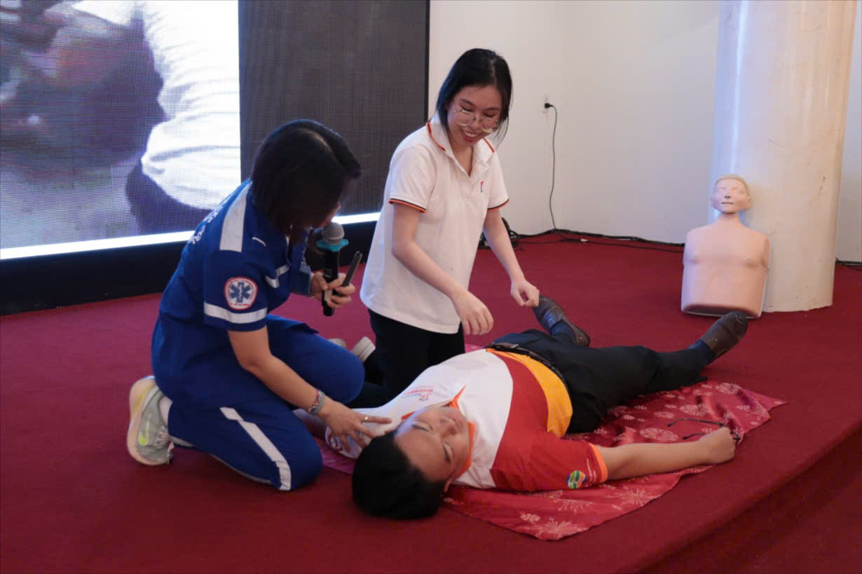Cấp cứu ngoại viện: Để 'thời gian vàng' không còn bị bỏ lỡ - Ảnh 1.