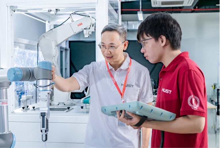 Cơ Chế Tài Chính Mới: Hỗ Trợ Đến 100% Kinh Phí Cho Nhiệm Vụ Công Nghệ Chiến Lược