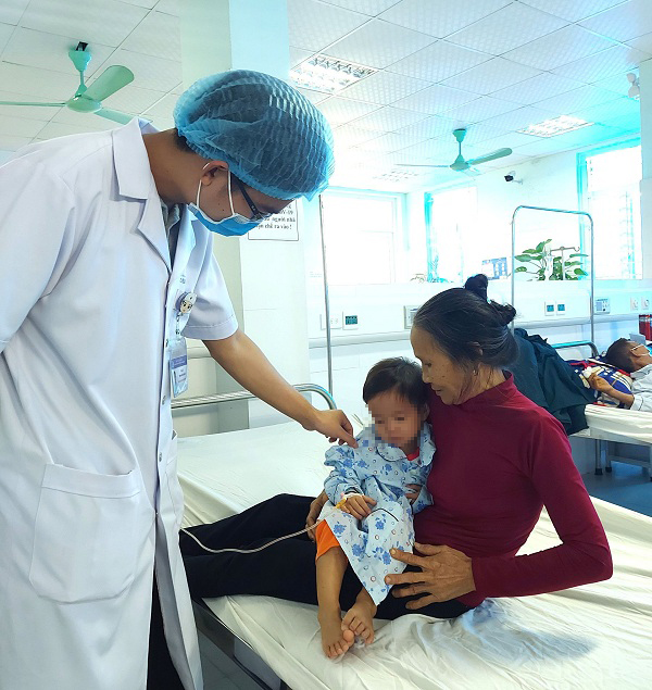 Khám Phá Vụ Việc Bé Trai 5 Tuổi Nhét Đạn Chơi Vào Hậu Môn: Cảnh Báo Cần Thiết