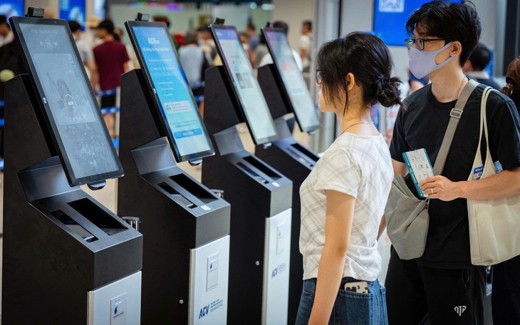 Điểm Đón Xe Công Nghệ Mới Tại Sân Bay Nội Bài: Những Thông Tin Cần Biết - Ảnh 1.