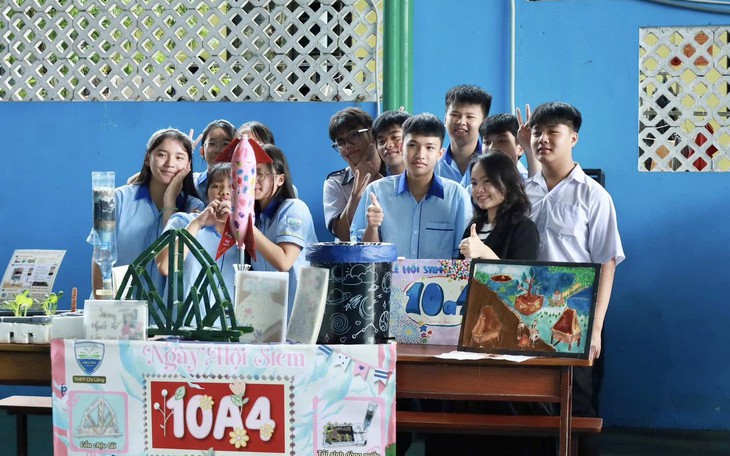 'Bố ơi, con chưa đủ tiền nộp học…': Điều bất ngờ xảy ra sau một bài đăng - Ảnh 3.
