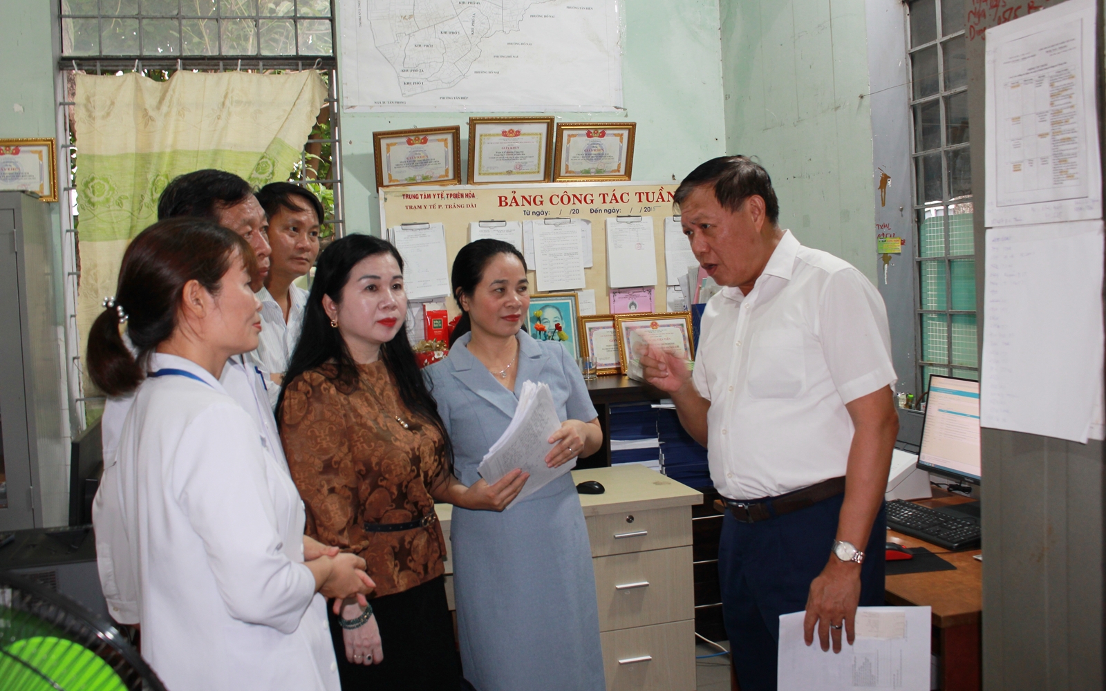 Phát Triển Hệ Thống Y Tế: Đối Phó Với Gánh Nặng Bệnh Tật Kép