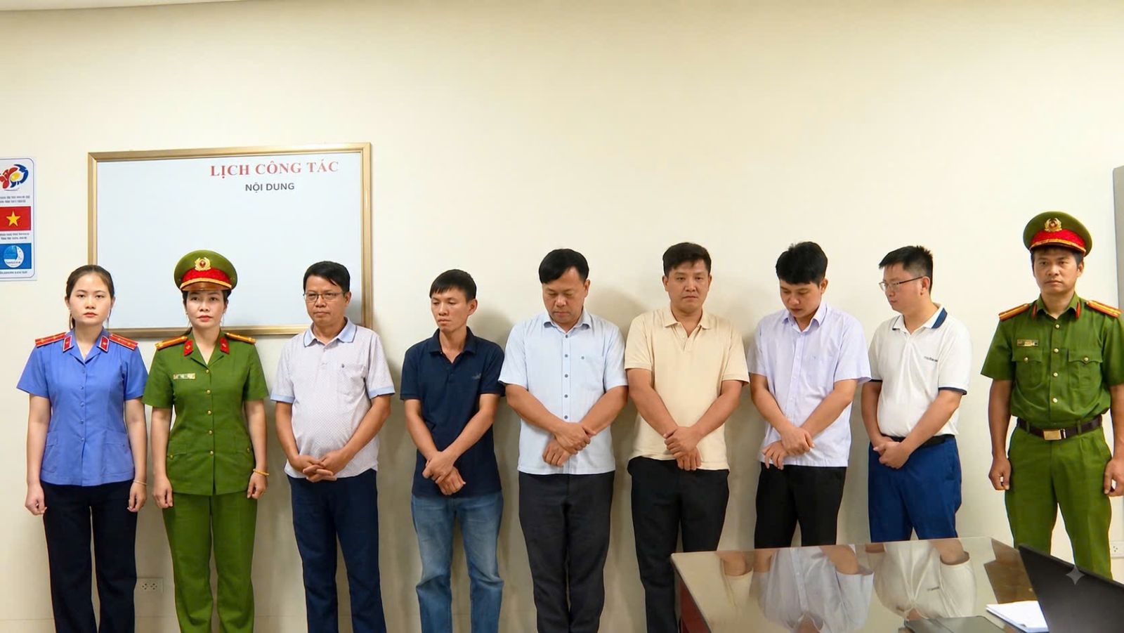 Khám Phá Vụ Khởi Tố Nhiều Doanh Nghiệp Liên Quan Đến Hồ Sơ Thí Nghiệm Giả