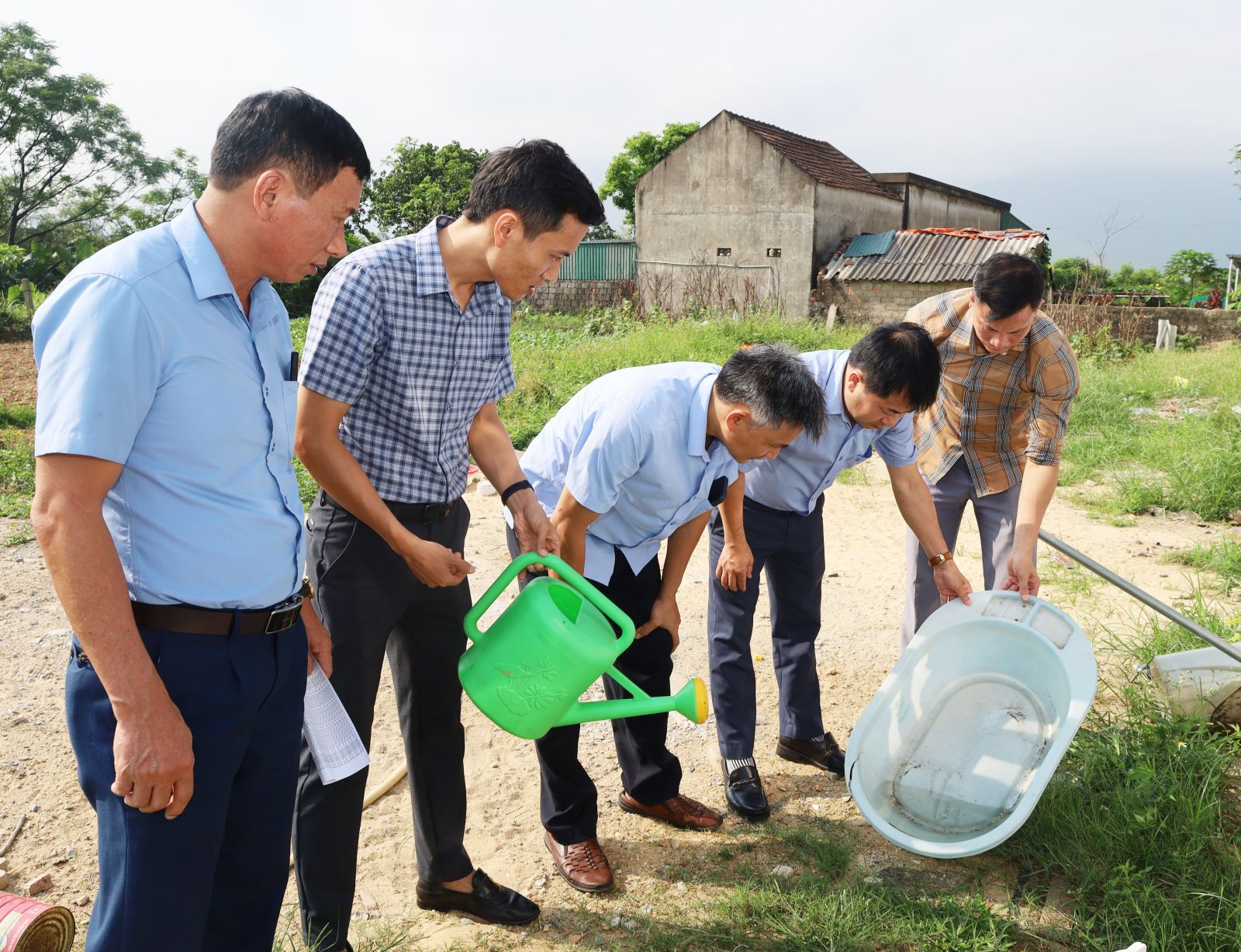 img22726324d-1786593448492424551246 Kết thúc ổ dịch sốt xuất huyết ở Hà Tĩnh - Ảnh 1.