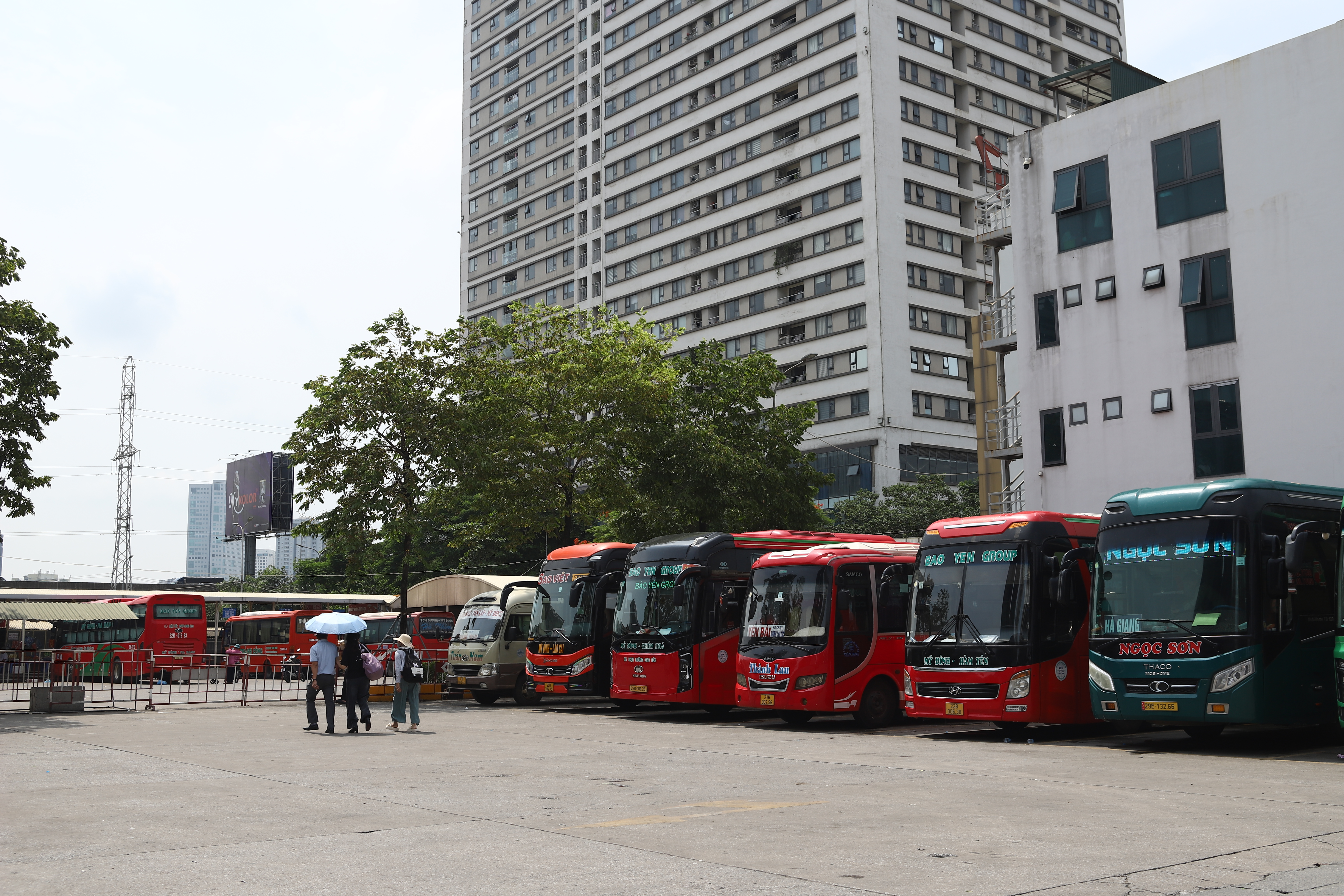 img3896-1787040748584876348938 Các bến xe Hà Nội trước nghỉ lễ 2/9: Không để khách bị ép giá, nhồi nhét - Ảnh 2.