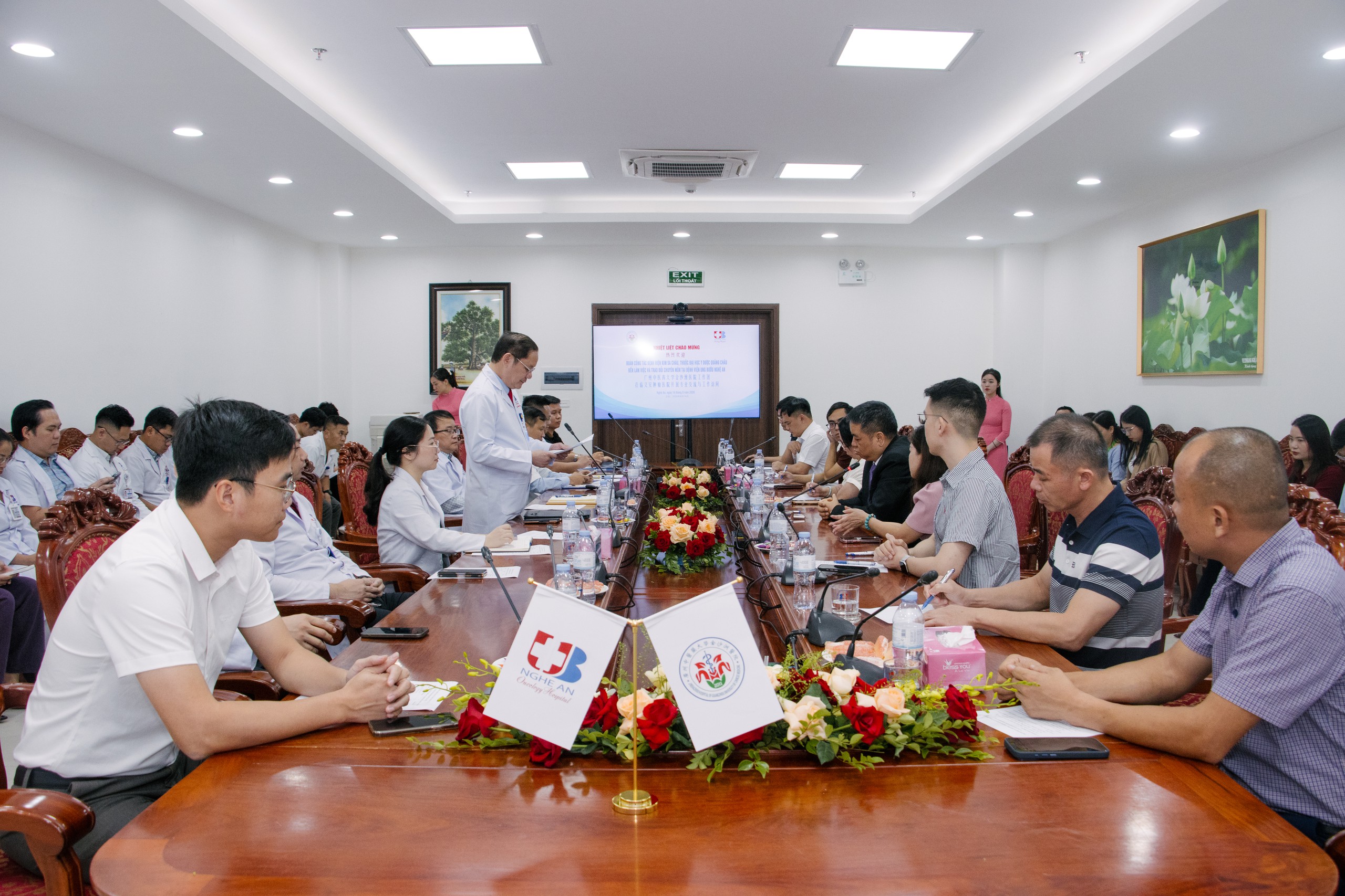 Nâng Cao Chất Lượng Điều Trị Ung Thư Qua Hợp Tác Quốc Tế Tại Nghệ An- Ảnh 1.