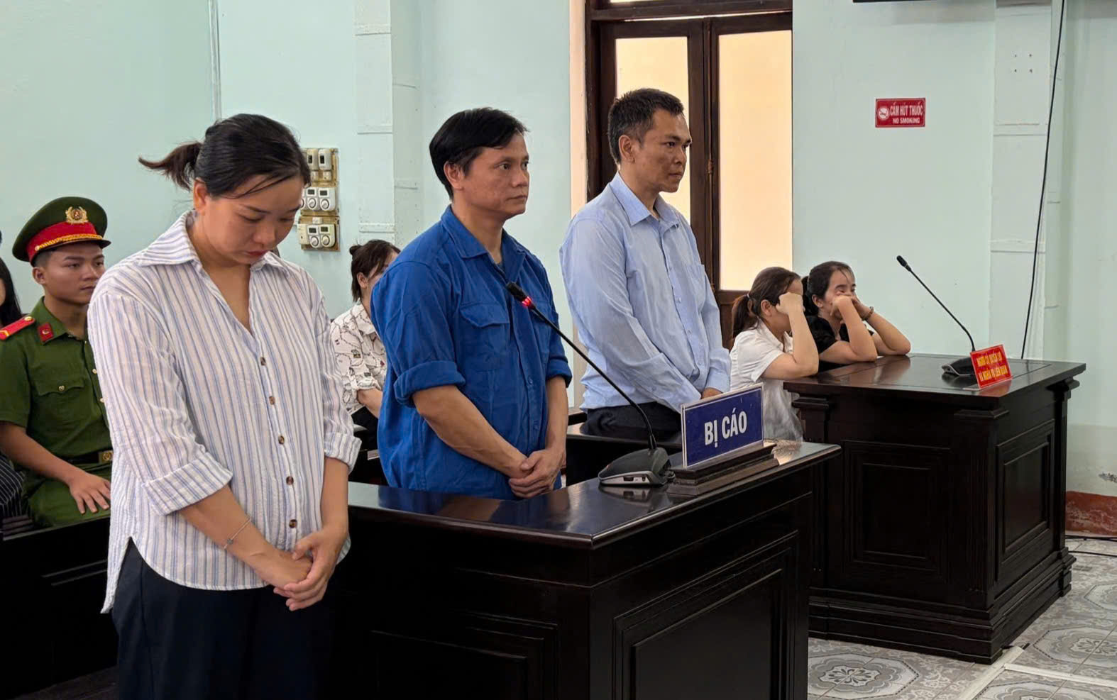 Ba cựu cán bộ ở Huế bị xử lý vì tham nhũng và hối lộ