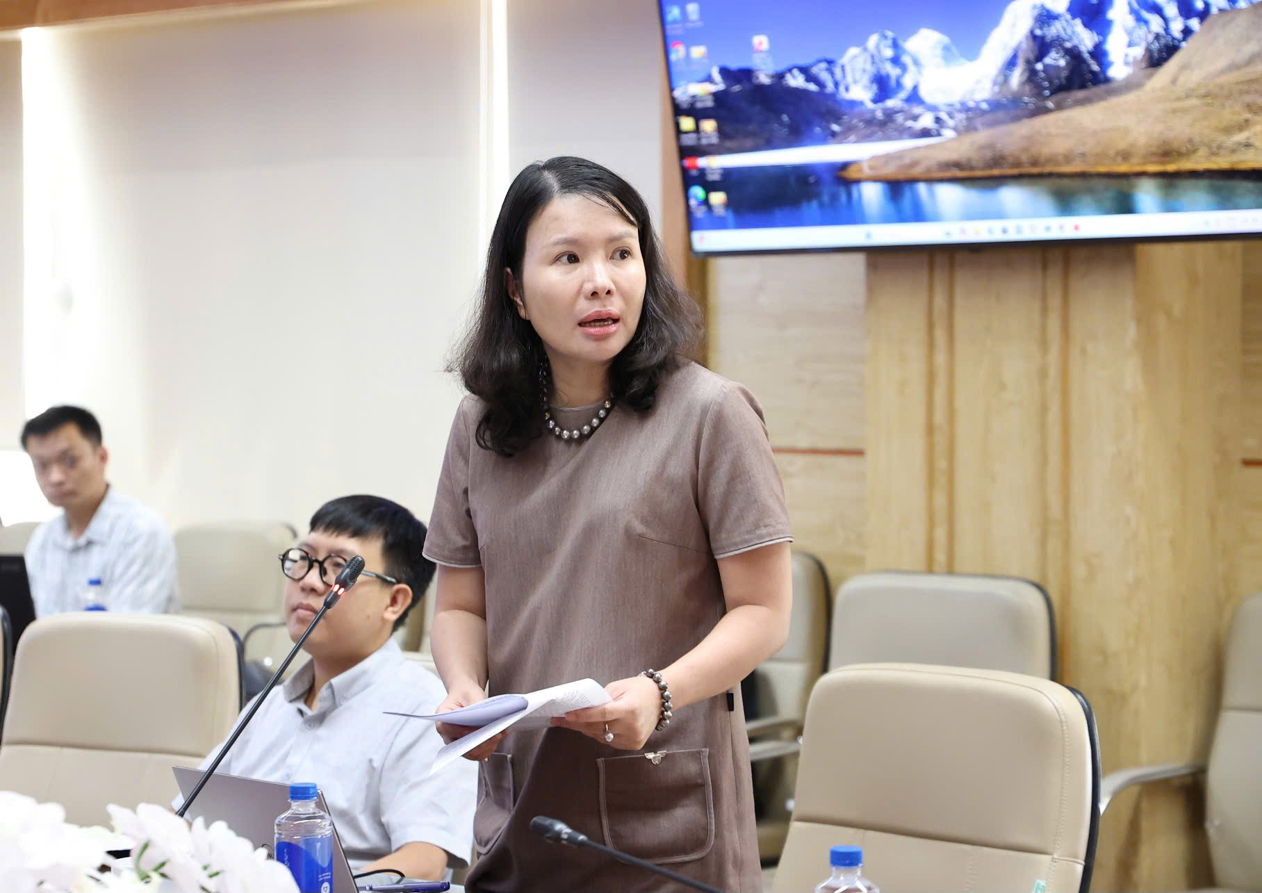 Xây dựng Chính sách quốc gia về dược hướng đến 3 mục tiêu: Sức khỏe nhân dân, an ninh thuốc và phát triển ngành dược - Ảnh 8.