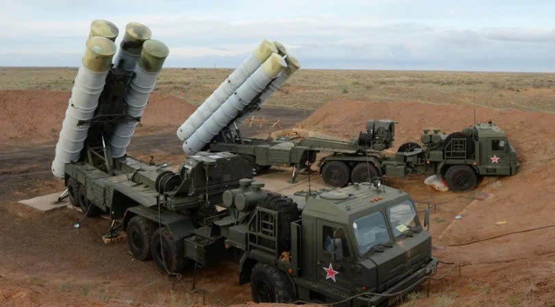 Ukraine tấn công hệ thống S-400 của Nga tại biển Đen- Ảnh 1.