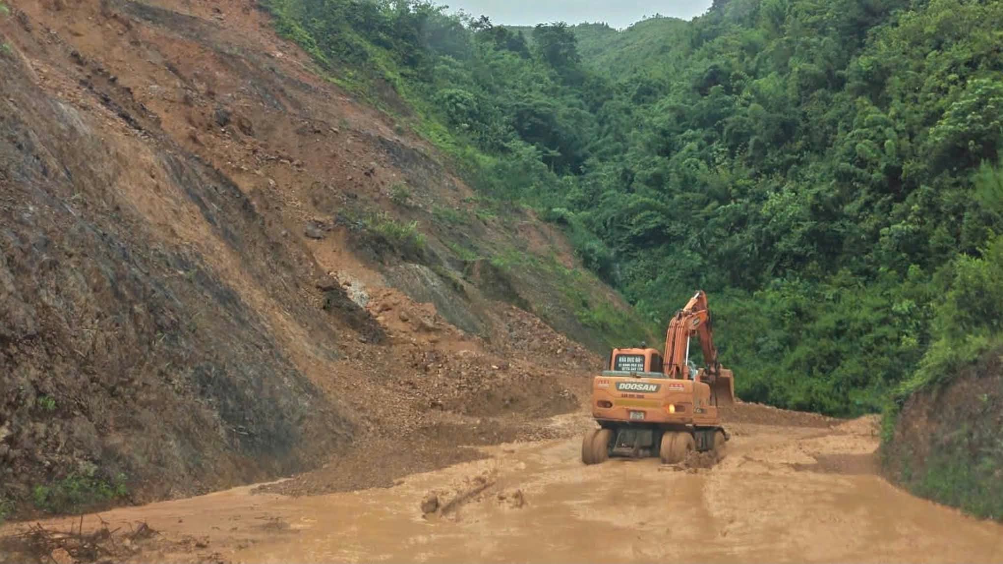 Cảnh Báo Nguy Cơ Lũ Quét và Sạt Lở Đất Tại Năm Tỉnh Miền Bắc