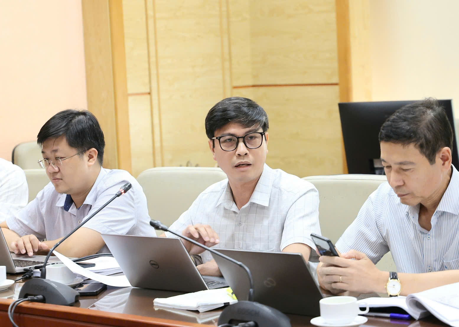 Xây dựng Chính sách quốc gia về dược hướng đến 3 mục tiêu: Sức khỏe nhân dân, an ninh thuốc và phát triển ngành dược - Ảnh 9.