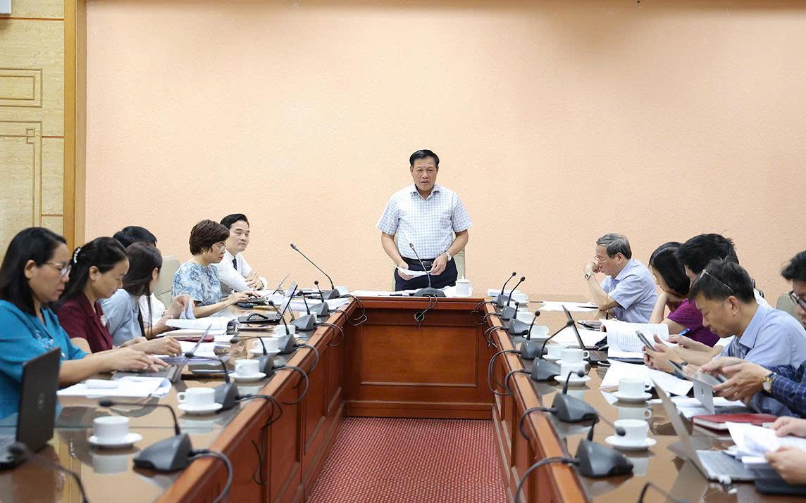 Cập Nhật Luật An Toàn Thực Phẩm: Xu Hướng Hậu Kiểm và Chuyển Đổi Số