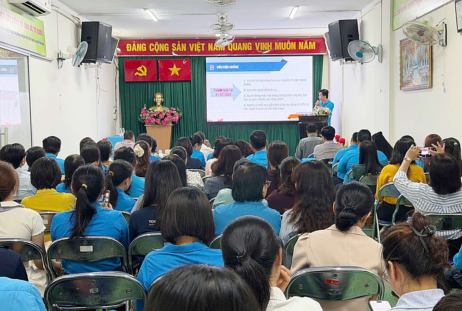 tt20260803081138am-17857519632221342557109 TPHCM đặt mục tiêu 100% doanh nghiệp có công đoàn tổ chức tuyên truyền pháp luật cho người lao động- Ảnh 1.
