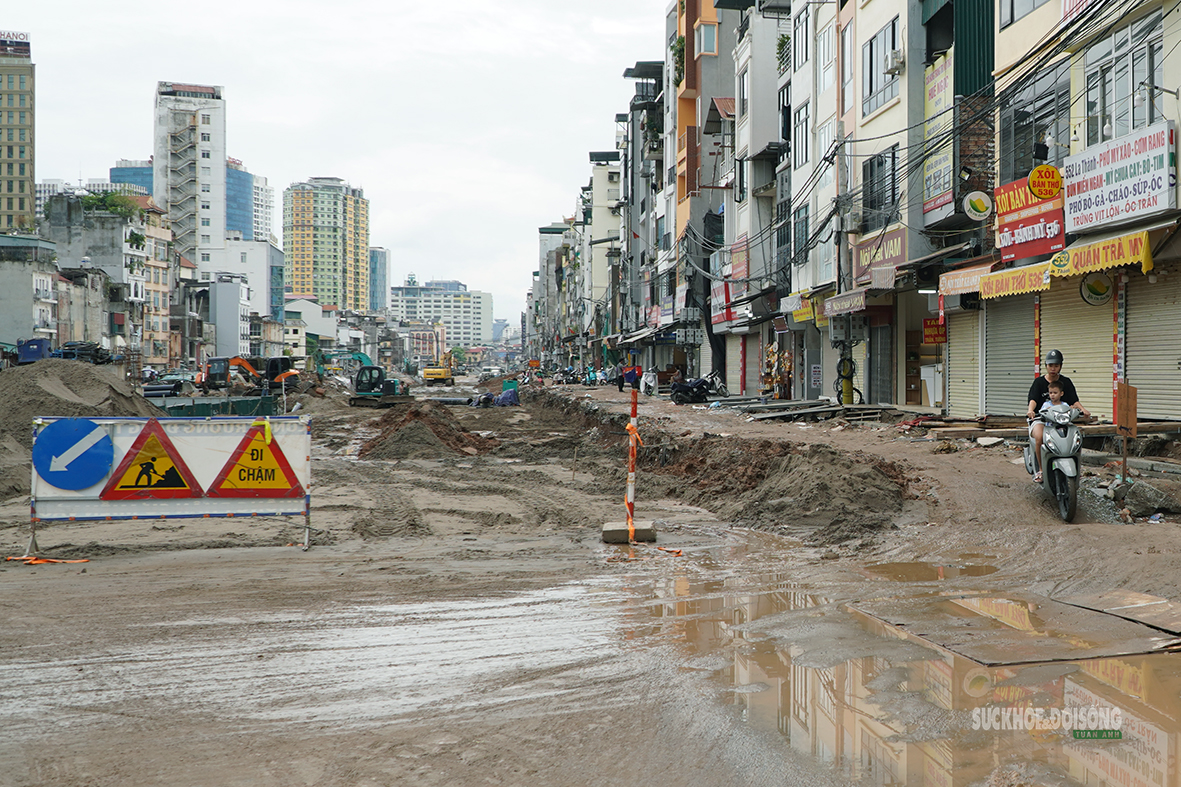 Cận cảnh tuyến Vành đai 1 dài hơn 2,2 km đang thi công ở Hà Nội- Ảnh 9.