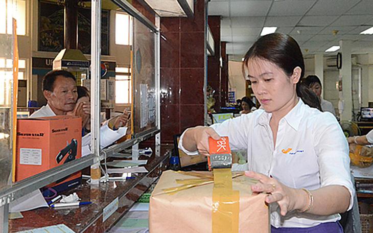 TPHCM ưu tiên chính sách giúp người nghèo tạo sinh kế, tăng thu nhập bền vững - Ảnh 2.