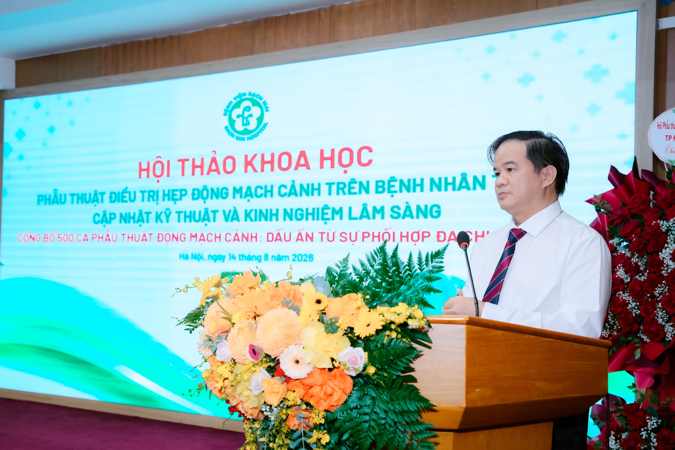 xuan-co-1-1786707102692977077746 Bạch Mai đạt dấu mốc 500 ca phẫu thuật hẹp động mạch cảnh, đặt mục tiêu xây dựng 'Vascular Program'- Ảnh 1.