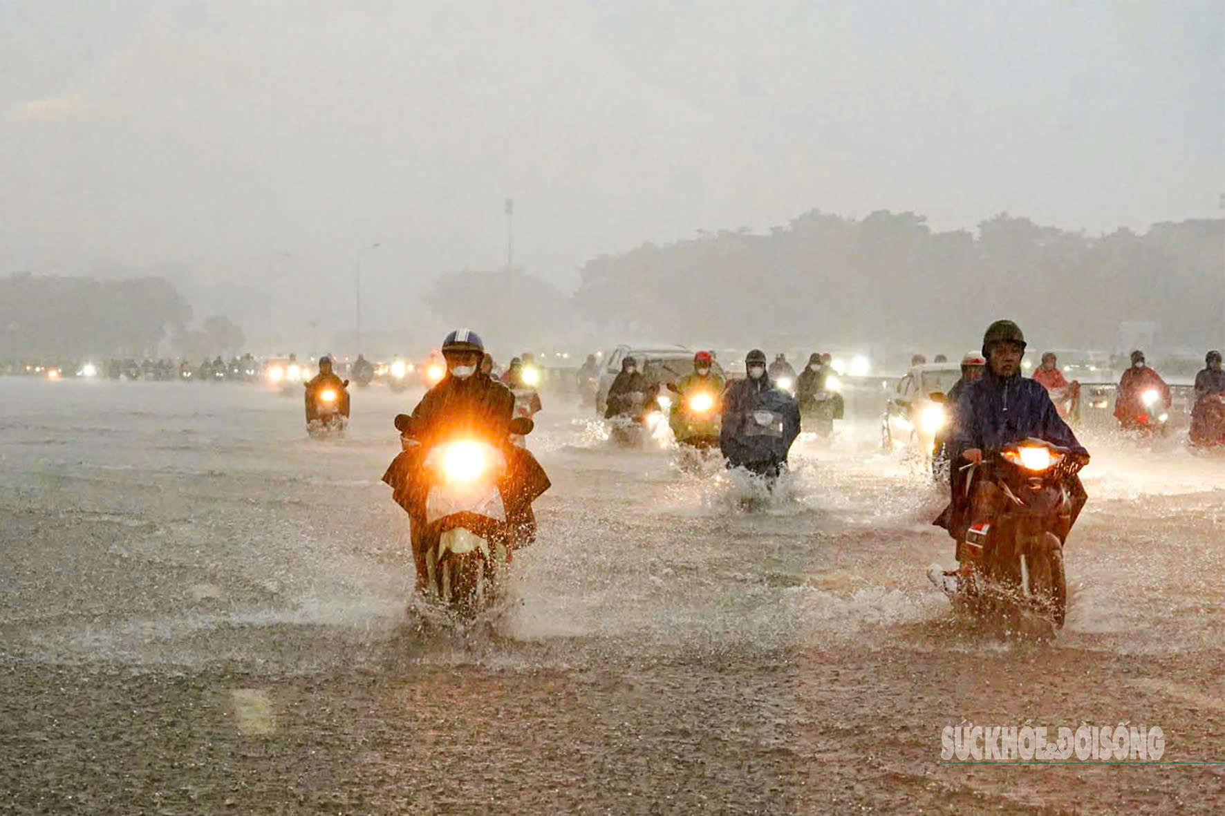 Miền Bắc Đối Diện Với Đợt Mưa Lớn Liên Tục, Cần Chuẩn Bị Ứng Phó
