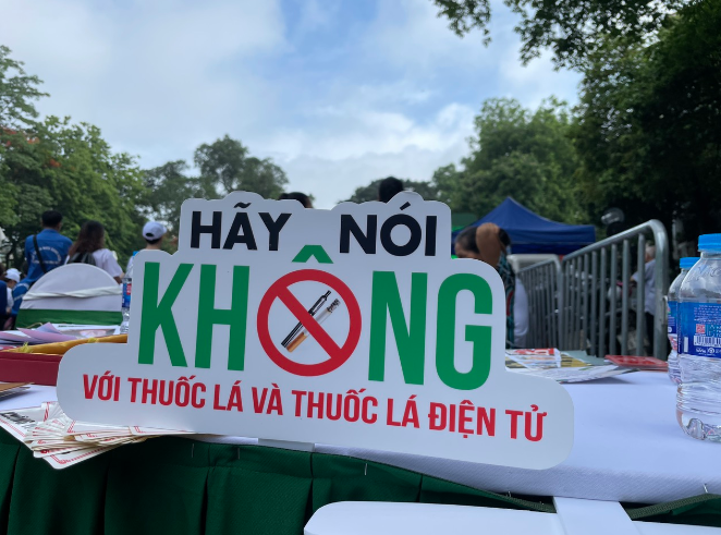 Những Thách Thức Đối Với Quy Định Trưng Bày Thuốc Lá Tại Việt Nam